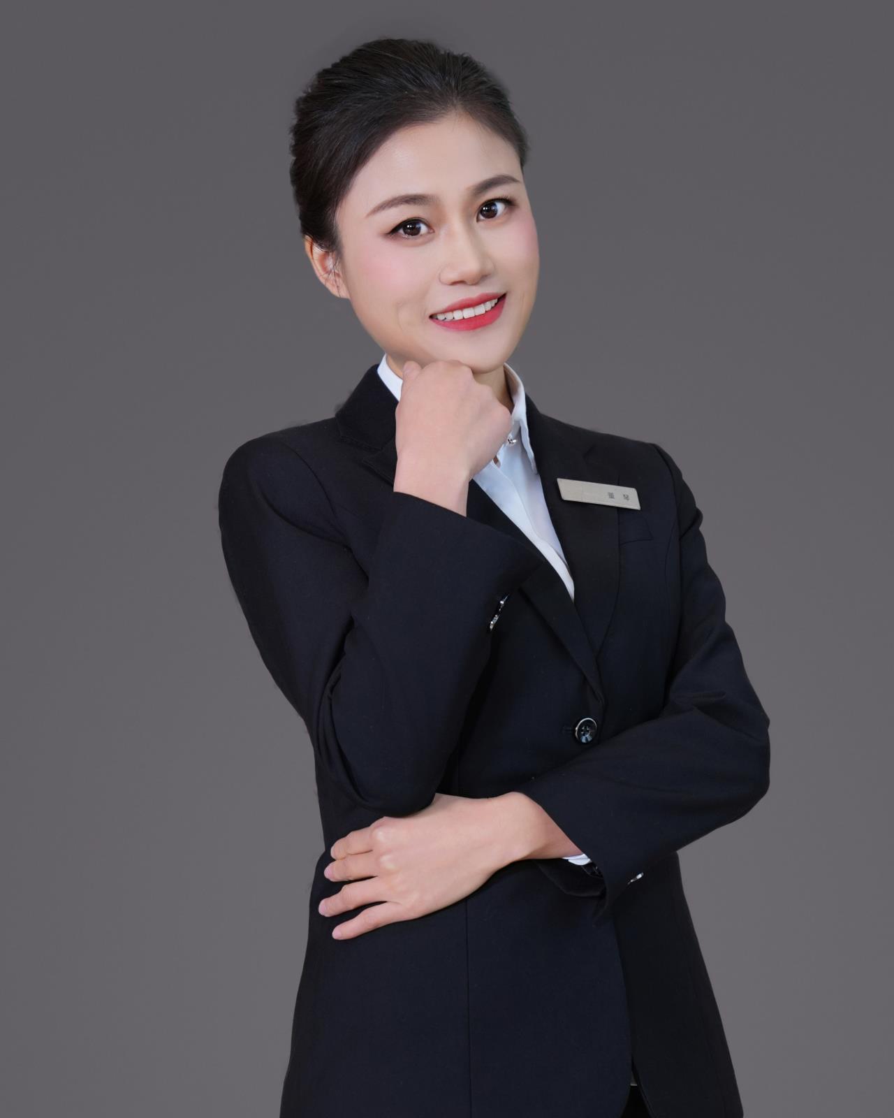 董琴 董琴